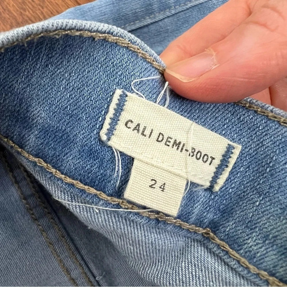 Madewell Cali Demi Boot Cut Flare Jeans High Rise Light Wash Button Fly Size 24 - Picture 6 of 6